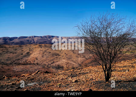 Die MacDonnell Ranges, einer Bergkette, die in der nördlichen Gebiet befindet. Stockfoto