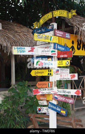 Schild vor einem Café, Malaysia Stockfoto