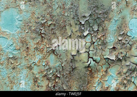 Detail der Gerissenen und Geschälte Farbe auf die Oberfläche Stockfoto