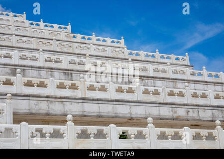 Shaoxing Huaiji Berg Longhua Tempel peddles der Sky Palace Stockfoto