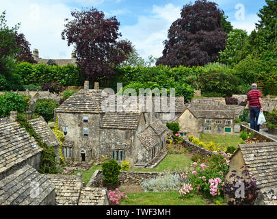 Das Modell Dorf, Bourton-on-the-Water, Gloucestershire, VEREINIGTES KÖNIGREICH Stockfoto