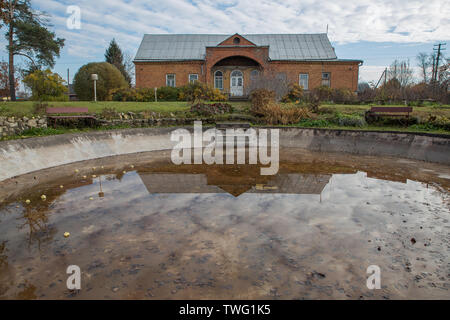 Boarding House für ältere Menschen tagsüber Ansicht von außen Stockfoto