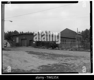 Powerhouse Nr. 2 (Vordergrund), powerhouse Nr. 1 (Hintergrund), South Schrägansicht, Norden und Westen Gesichter - sewall's fällt Wasserkraftwerks, östlichen Ende der zweiten Straße spanning Merrimack River, Concord, Merrimack County, NH Stockfoto