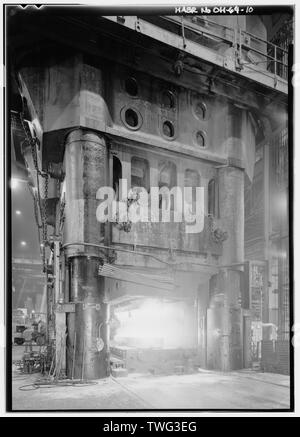 Drücken Sie nach Nordwesten - Alcoa Forging Division, Mesta 50.000-Tonnen geschlossen Gesenkschmieden drücken, 1600 Harvard Avenue, Cleveland, Cuyahoga County, OH Stockfoto