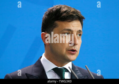 Wolodymyr Selensky-Treffen der Dt. Bundeskanzlerin mit dem ukrainischen Praesidenten, Bundeskanzleramt, 18. Juni 2019, Berlin/Volodymyr Zelensky - Stockfoto