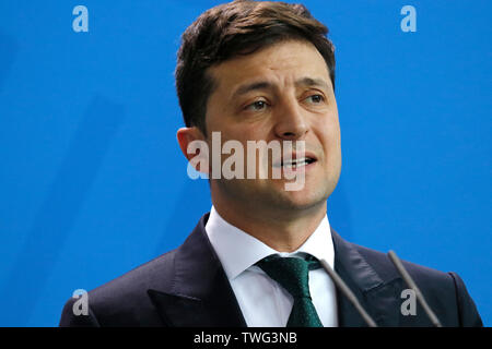 Wolodymyr Selensky-Treffen der Dt. Bundeskanzlerin mit dem ukrainischen Praesidenten, Bundeskanzleramt, 18. Juni 2019, Berlin/Volodymyr Zelensky - Stockfoto