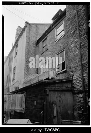 Hinten (Süd) ELEVATION, aus dem Südosten - 206 St. James Street (Haus), Philadelphia, Philadelphia County, PA Stockfoto