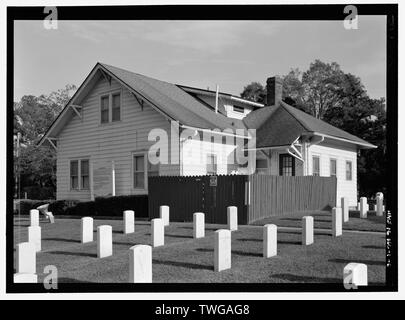 Hinteren UND SEITLICHEN ERHÖHUNG DER LODGE. Blick nach Osten. - New Bern National Cemetery, 1711 National Avenue, New Bern, Craven County, NC Stockfoto