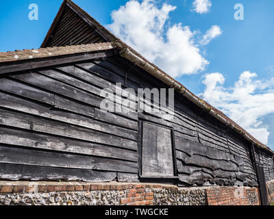 Traditionelle hölzerne Scheune, Goring-on-Thames, Oxfordshire, England, UK, GB. Stockfoto