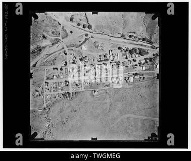 Rechts LUFTAUFNAHME DES PAARES MIT 806 Foto von photogrammetrischen Platte LC-HABS Kopieren - GS01-B -1976-805. - Stadt von Hillsboro, Hillsboro, Sierra County, NM Stockfoto