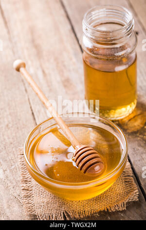 Köstliche Honig im Glas Schüssel, Honey Jar Stockfoto