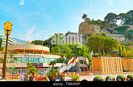 Fontvieille, Monaco - Juni 13, 2014: moderne Stadt Veranstaltungsort für Live-Musik Stockfoto