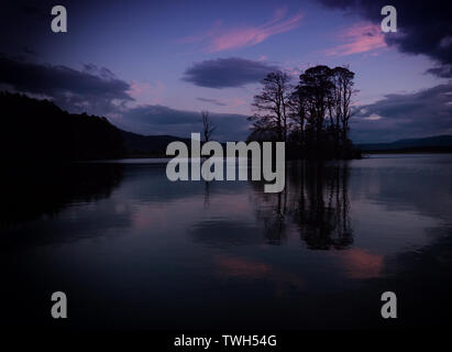 Sonnenuntergang auf dem Loch Stockfoto