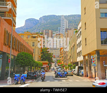 Monaco, Monaco - 13. Juni, 2014: luxuriöse Wohnhäuser in der Stadt Stockfoto