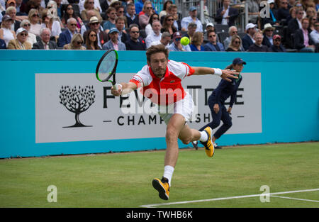 London, Großbritannien. Juni, 2019 20. Nicolas Mahut aus Frankreich (2.Runde) während der Tag vier des Fieber Baum Meisterschaften Tennis im Queen's Club, London, England am 20. Juni 2019. Foto von Andy Rowland. Credit: PRiME Media Images/Alamy leben Nachrichten Stockfoto