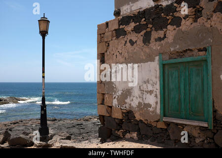 Rustikales Gebäude in El Cotillo, Fuerteventura Stockfoto