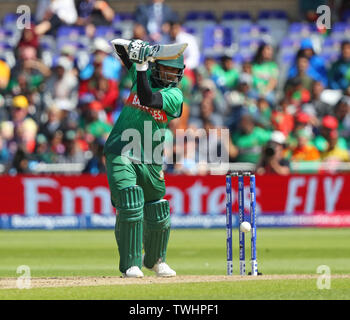 NOTTINGHAM, ENGLAND. 20. JUNI 2019: Shakib Al Hasan von Bangladesch batting Während der Australien v Bangladesch, ICC Cricket World Cup Match, an der Trent Brücke, Nottingham, England. Credit: Cal Sport Media/Alamy leben Nachrichten Stockfoto