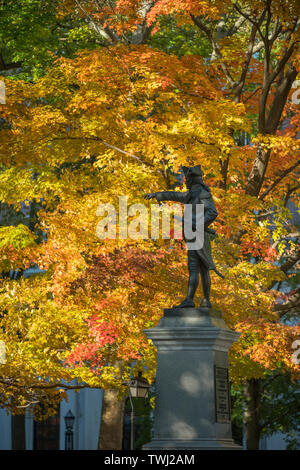 COMMODORE BARRY STATUE (© SAMUEL MURRAY 1906) INDEPENDENCE HALL YARD INDEPENDENCE MALL HISTORISCHES VIERTEL DOWNTOWN PHILADELPHIA PENNSYLVANIA USA Stockfoto