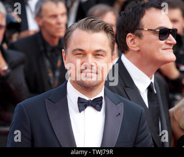 Leonardo DiCaprio und Regisseur Quentin Tarantino auf Einmal... In Holywood Galavorstellung am 72. Filmfestspielen von Cannes Dienstag, 21. Mai 2019, Cannes, Frankreich. Foto: Doreen Kennedy Stockfoto