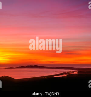 Sonnenuntergang, Drake Bay, Point Reyes National Seashore, Marin County in Kalifornien Stockfoto