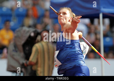 Sara Kolak (Kroatien) tritt im Speerwurf beim Goldenen Spike von Ostrava, einem IAAF World Challenge-Sporttreffen, in Ostrava, Tschechien, Stockfoto