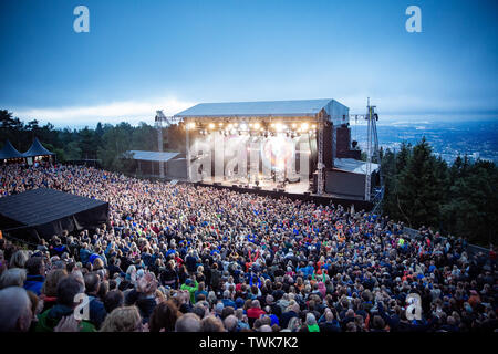 Oslo, Norwegen. Juni, 2019 20. Oslo, Norwegen - 20. Juni 2019. Der Blick auf die Bühne, während ein Live Konzert in der norwegischen Musik Festival OverOslo 2019 in Oslo. (Foto: Gonzales Foto/Alamy leben Nachrichten Stockfoto