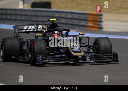 Le Castellet, Var, Frankreich. Juni, 2019 21. Haas Fahrer Kevin Magnussen (DEN) in Aktion während der Formel Eins Grand Prix auf dem Circuit Paul Ricard bei Le Castellet - Frankreich Quelle: Pierre Stevenin/ZUMA Draht/Alamy leben Nachrichten Stockfoto