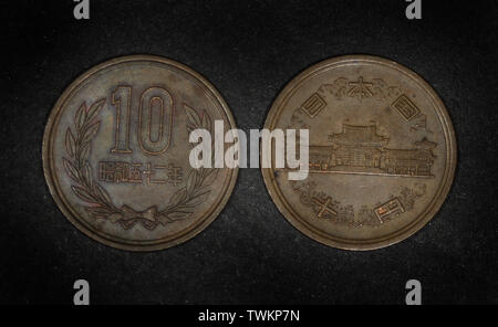 Japan 10 Yen, 43 (1968) Stockfoto