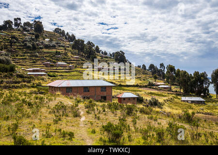 Blick von der Insel Taquile am Titicacasee, Peru, Südamerika Stockfoto