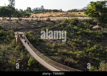 Hängebrücke über den Blauen Nil in der Nähe von Tis Issat in Äthiopien Stockfoto