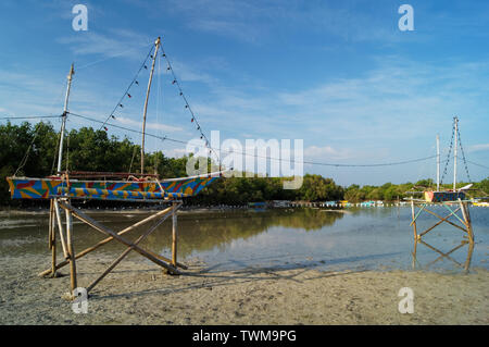 Süd-ost Asien, Philippinen, Metro Cebu Mactan Island, Lapu-Lapu City, Waterfront in der Nähe von Lapu Lapu Statue Stockfoto