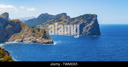 Cap de Formentor - berühmte Natur Sehenswürdigkeit mit erstaunlichen felsigen Küste auf Mallorca, Balearen, Spanien, Mittelmeer Stockfoto