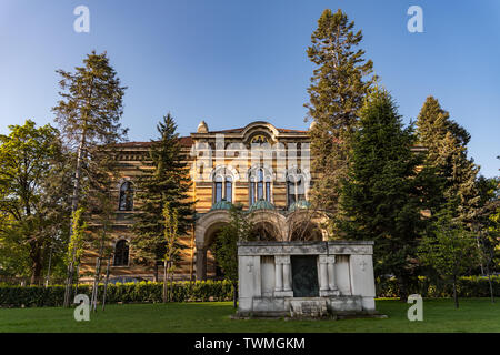 Sofia, Bulgarien - 3. Mai 2019: Heiligen Synods der Orthodoxen Kirche Bulgariens in Sofia Stockfoto