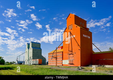 Erbe Korn Terminals, Nanton, Alberta, Kanada Stockfoto