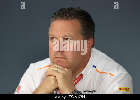 Marseille, Frankreich. 21. Jun 2019. FIA Formel 1 Grand Prix von Frankreich, Training; Zak Brown, McLaren Quelle: Aktion Plus Sport Bilder/Alamy leben Nachrichten Stockfoto