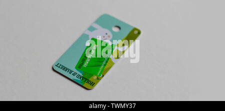 März 2019, Wales, Großbritannien, Holland & Barrett Belohnungen für Leben, Loyalität, Belohnung, Kunden Point Karte. Cute bunny Abbildung Stockfoto