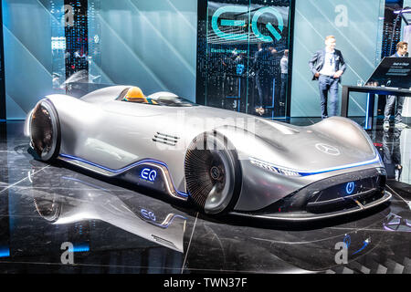 Paris, Frankreich, 02.Oktober, Mercedes Konzept EQ Silver Arrow, 2018 Intelligenz, Mondial Paris Motor Show, Prototyp von Mercedes Benz Stockfoto