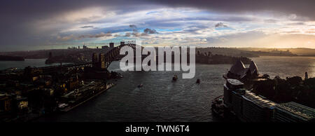 Ein stürmischer Tag in Sydney. Vom AMP-Gebäude in Circular Quay genommen Stockfoto