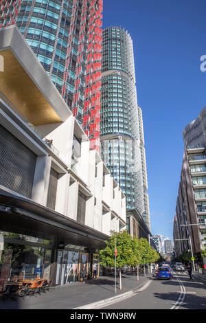 Hohen Bürogebäuden und Tower und Geschäfte in Barangaroo im Stadtzentrum von Sydney, Australien Stockfoto