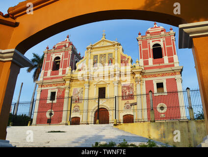 30. September 2014, Leon, Nicaragua: die barocke Fassade der Kirche El Calvario, in Leon, Nicaragua Stockfoto