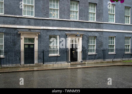 London, Großbritannien. Juni, 2019 19. Eine Außenansicht des Nr. 10 Downing Street, Westminster, London. Credit: Iain Mcguinness/SOPA Images/ZUMA Draht/Alamy leben Nachrichten Stockfoto