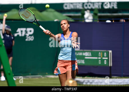 Freya Christie (GBR) spielen in der ersten Qualifikationsrunde des Natur Tal International, Devonshire Park, Eastbourne, Großbritannien. Am 22. Juni 2019 Stockfoto