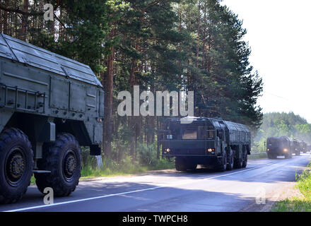 MINSK, Weißrussland - May 21, 2019: Russische "iskander-M"-Raketen in Minsk angekommen an der Parade teilnehmen am 3. Juli zu Ehren der 75th Anniv Stockfoto