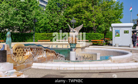 Anzeigen der Millenium Brunnen in Debrecen, Ungarn, Stockfoto