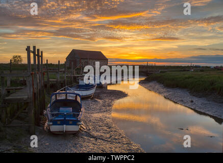 Thornham Staithe Kohle Scheune Thornham auf dem North Norfolk Coast in der Nähe von Hunstanton, es ist einem denkmalgeschützten Gebäude. Stockfoto