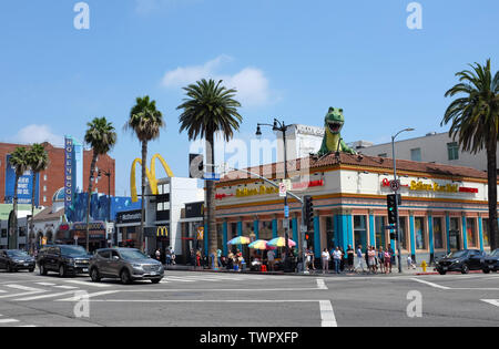 HOLLYWOOD - Kalifornien: 18. JUNI 2019: Ripleys glauben Sie es oder nicht auf dem Hollywood Boulevard und Highland Avenue. Stockfoto