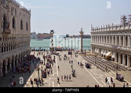 Aussicht von der Kathedrale San Marco Stockfoto