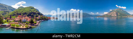 Varenna am Comer See von Bergen in der Provinz Lecco in der italienischen Region Lombardei, Italien, Europa umgeben. Stockfoto