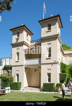 Das Kloster (Governor's Residence), Kloster, Main Street, Gibraltar auf jährliche Nächstenliebe Tag Tag der offenen Tür der Gärten Stockfoto