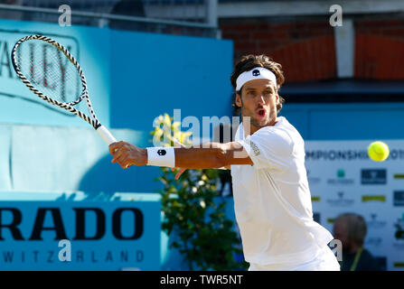 London, Großbritannien. 22. Juni, 2019. LONDON, ENGLAND - JUNI 2: Feliciano Lopoez (ESP) gegen Felix Auger-Aliassime (CAN) während Halbfinale 6. Tag des Fever-Tree Meisterschaften im Queens Club am 22. Juni 2019 in London, Vereinigtes Königreich. Credit: Aktion Foto Sport/Alamy leben Nachrichten Stockfoto